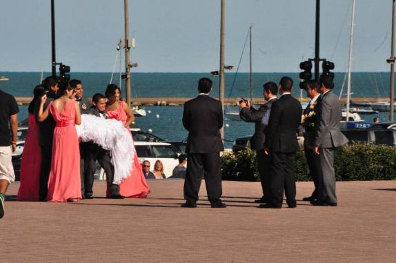 Fotos para o álbum de casamento, tendo Chicago como cenário (em Illinois, nos Estados Unidos)